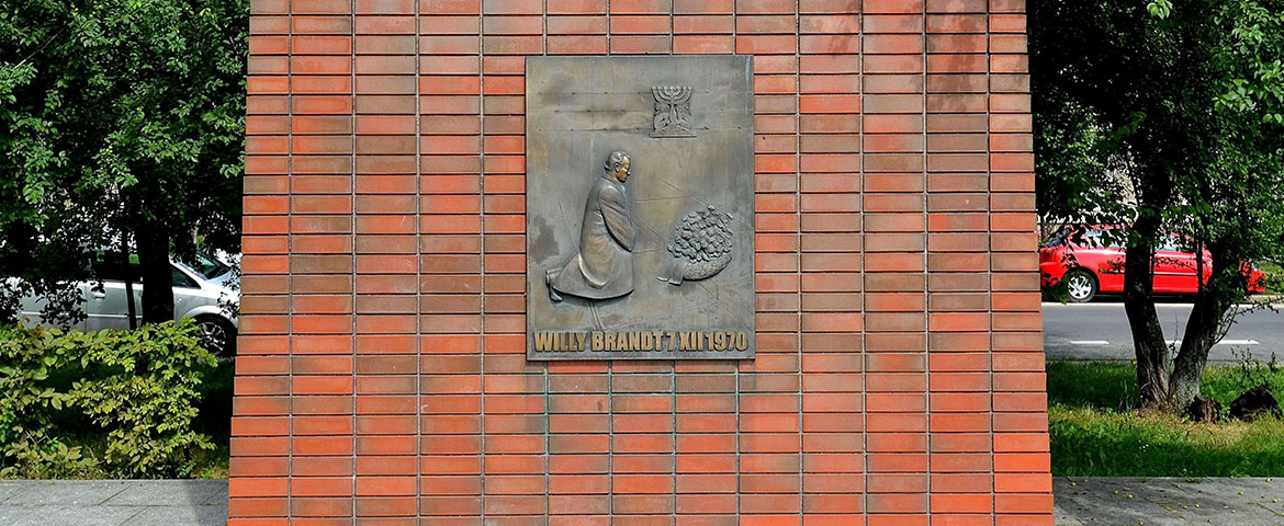 Willy Brandt 7XII1970 - Gedenkplatte in Warschau